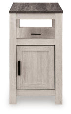 Fendenmore - Chair Side End Table