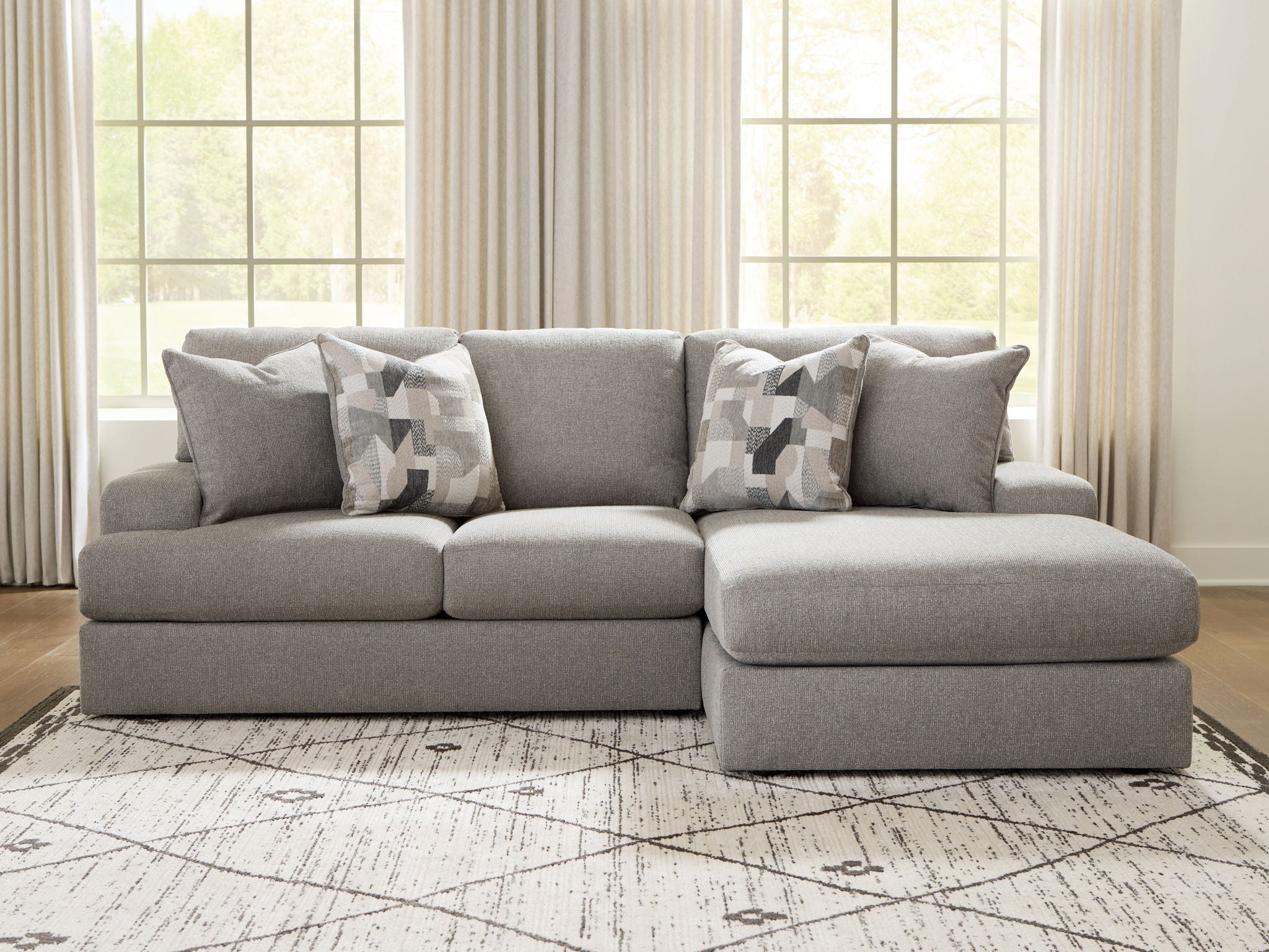 Lindon - Sectional