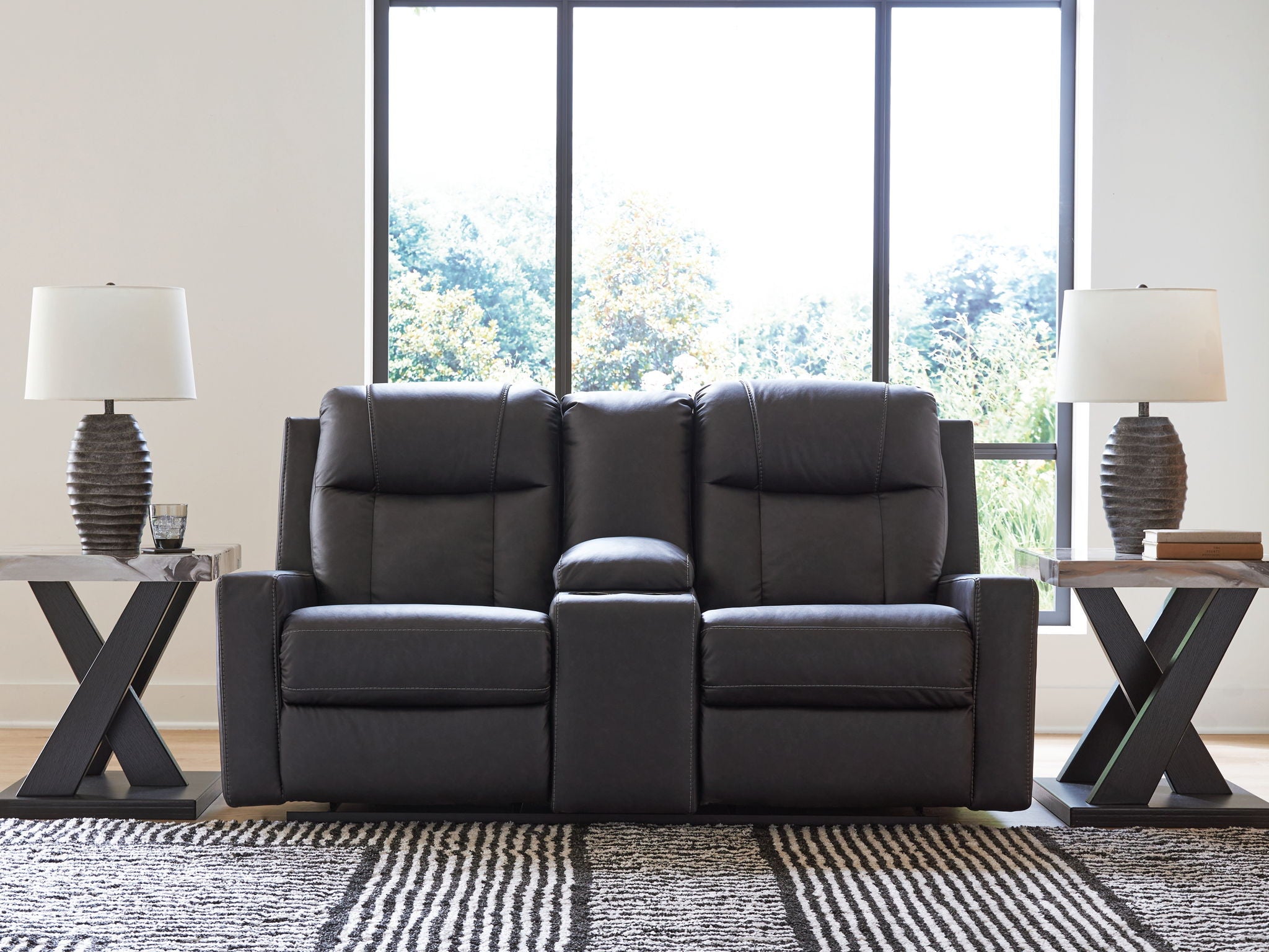 Mackmenville - Double Reclining Loveseat With Console