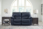 Leesworth - Reclining Loveseat