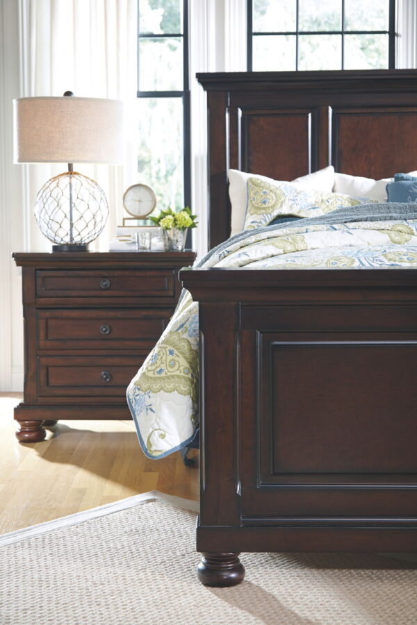 Porter - Panel Bed - Image 3