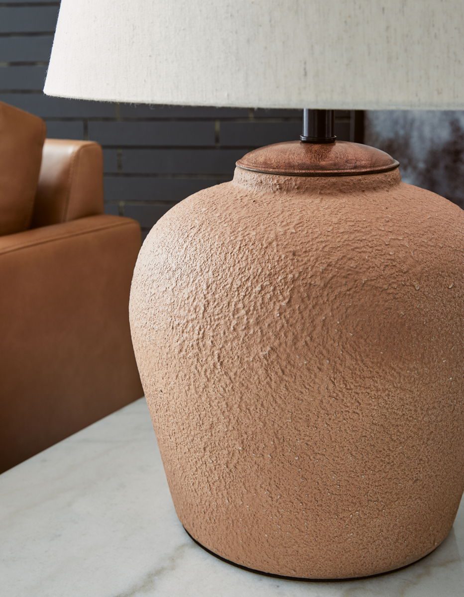 Scantor - Rust - Metal Table Lamp - Image 2