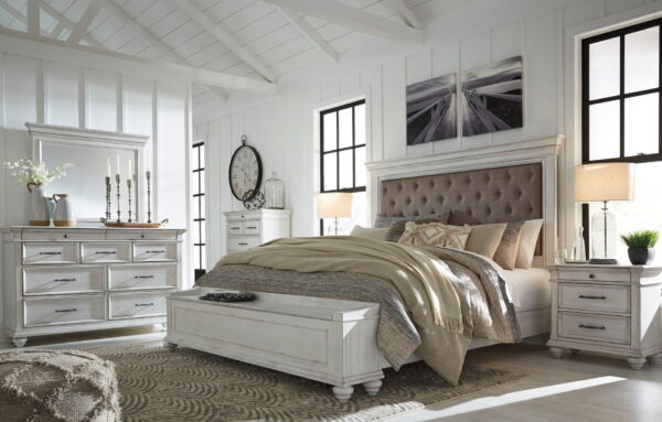Kanwyn - Upholstered Panel Bed - Image 2