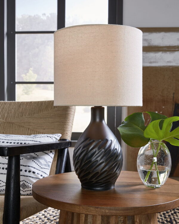 Garinton - Ceramic Table Lamp - Image 7