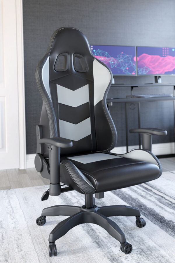 Lynxtyn - Swivel Chair - Image 3