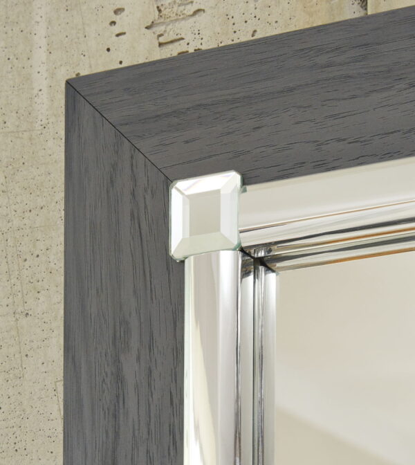 Lodanna - Upholstered Panel Bedroom Set - Image 4