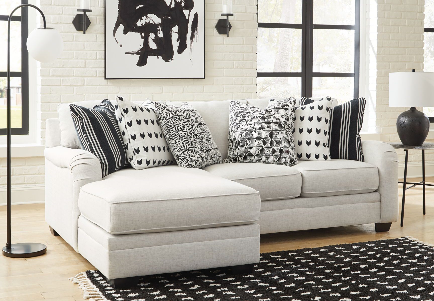 Huntsworth - Sectional - Image 7