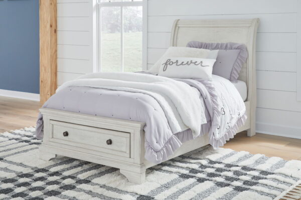 Robbinsdale - Youth Sleigh Storage Bedroom Set - Image 4