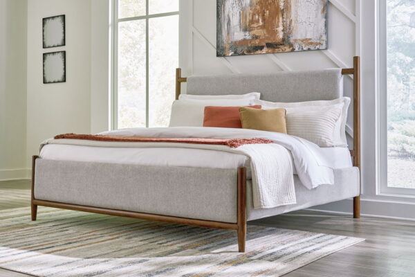 Lyncott - Upholstered Bed - Image 4
