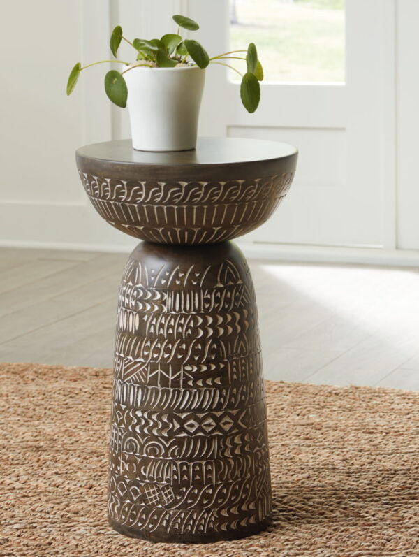 Hadcher - Cream / Brown - Accent Table - Image 3