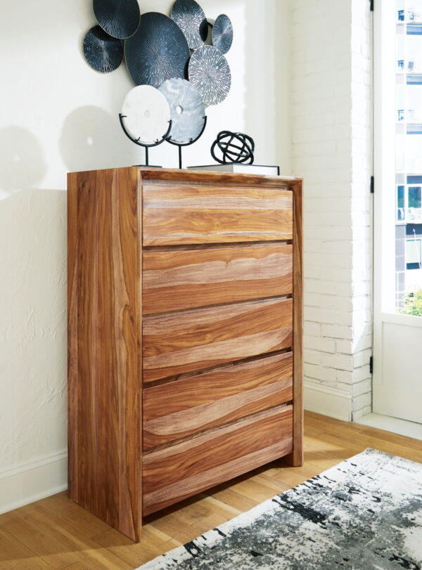 Dressonni - Brown - Five Drawer Chest - Image 4