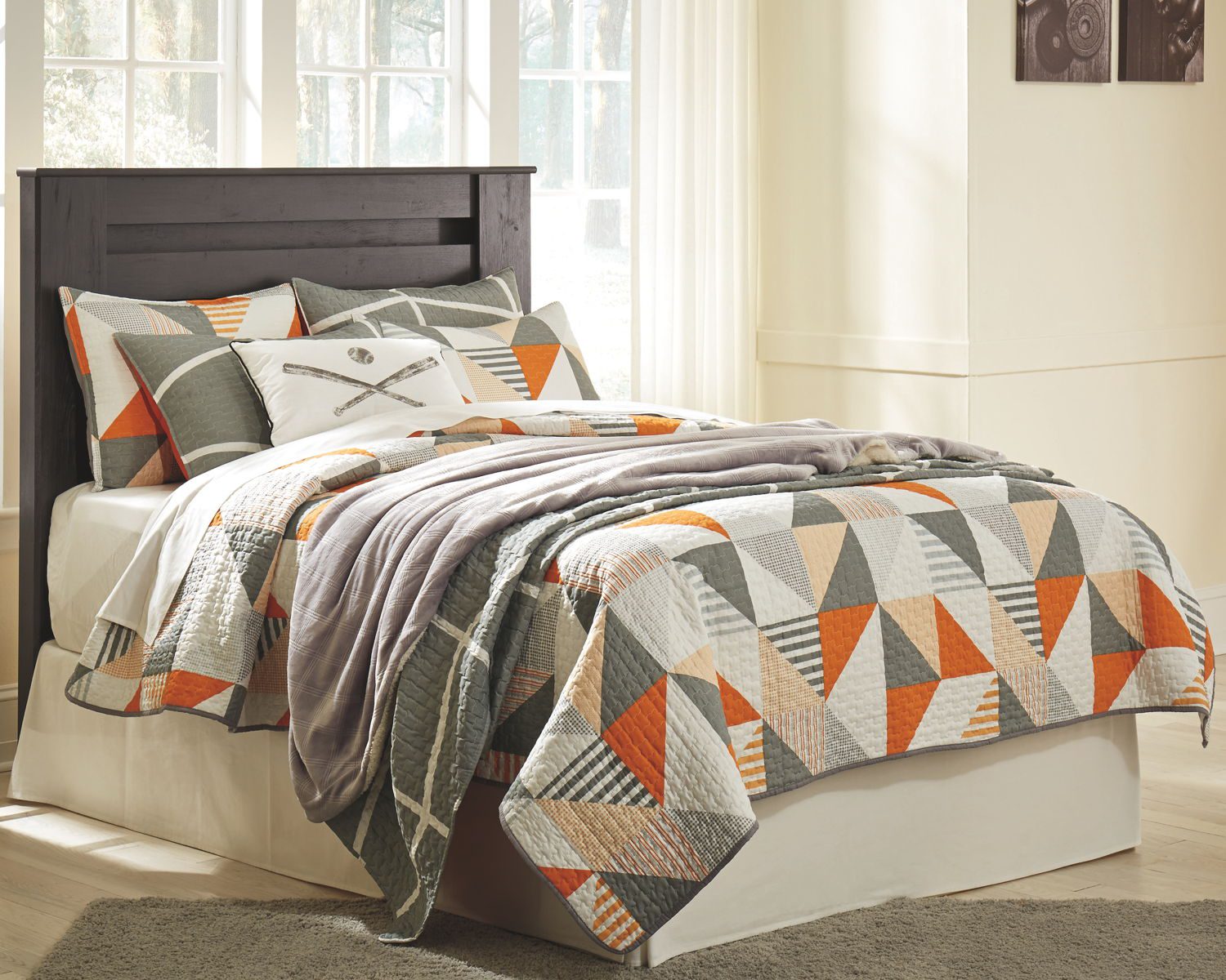 Brinxton - Panel Headboard - Image 3
