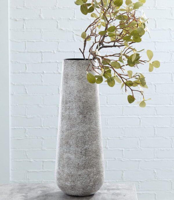 Fynn - Vase - Image 3