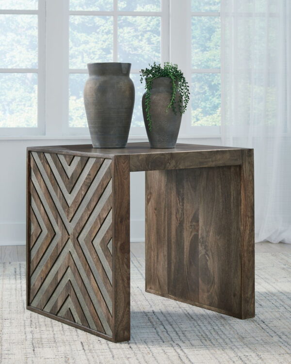 Dreggan - Brown - Square End Table - Image 3