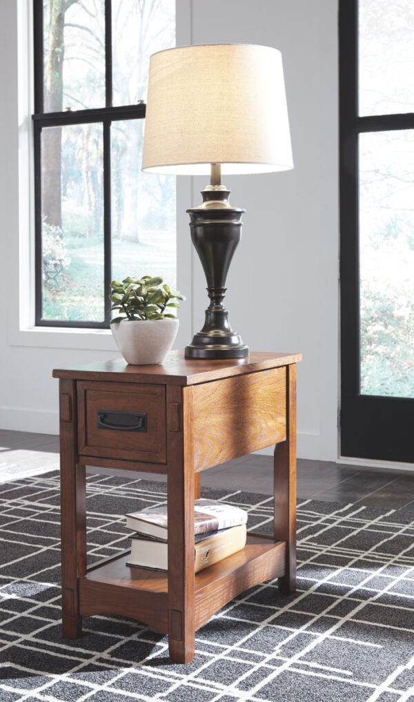 Breegin - Brown - Chair Side End Table - 1 Drawer - Image 3