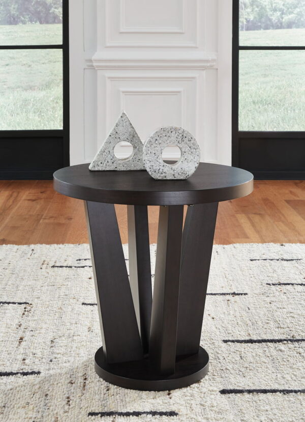 Chasinfield - Dark Brown - Round End Table - Image 2