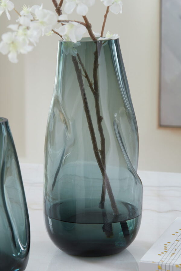 Beamund - Vase - 13" - Image 2