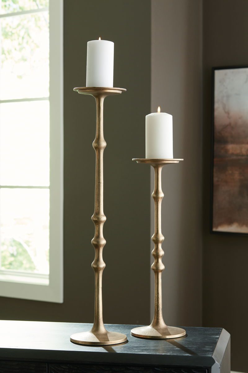 Larwick - Antique Brass Finish - Candle Holder Set (Set of 2) - Image 3