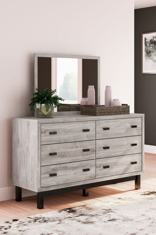 Vessalli - Panel Bedroom Set - Image 4