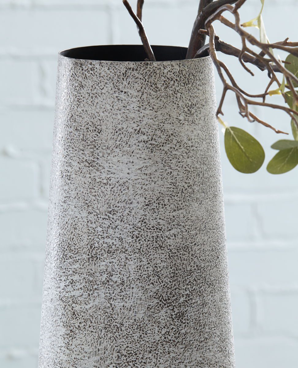 Fynn - Vase - Image 2