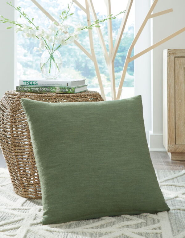 Thaneville - Pillow - Image 9
