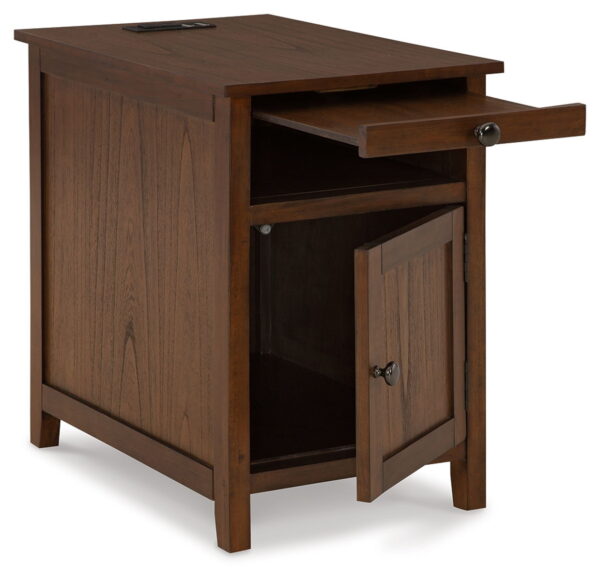 Treytown - Chair Side End Table - Image 10