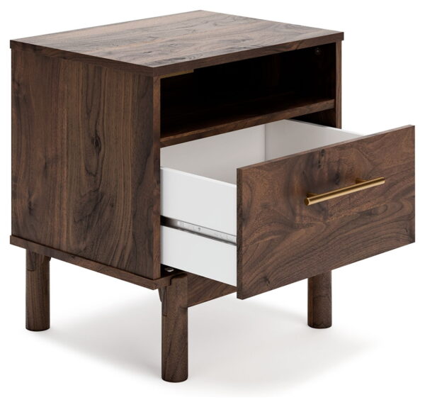 Calverson - Mocha - One Drawer Night Stand - Medium - Image 2