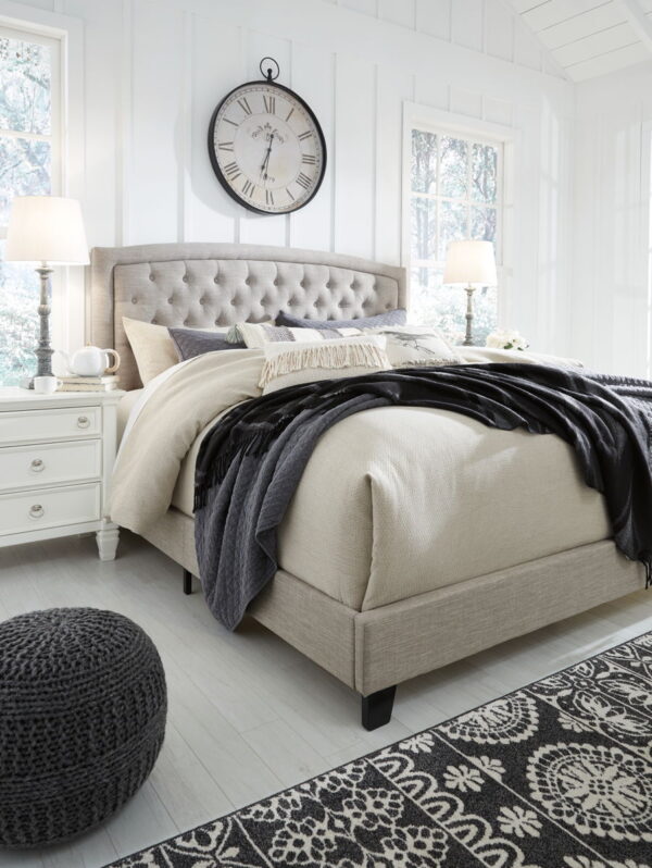 Jerary - Arched Upholstered Bed - Image 2