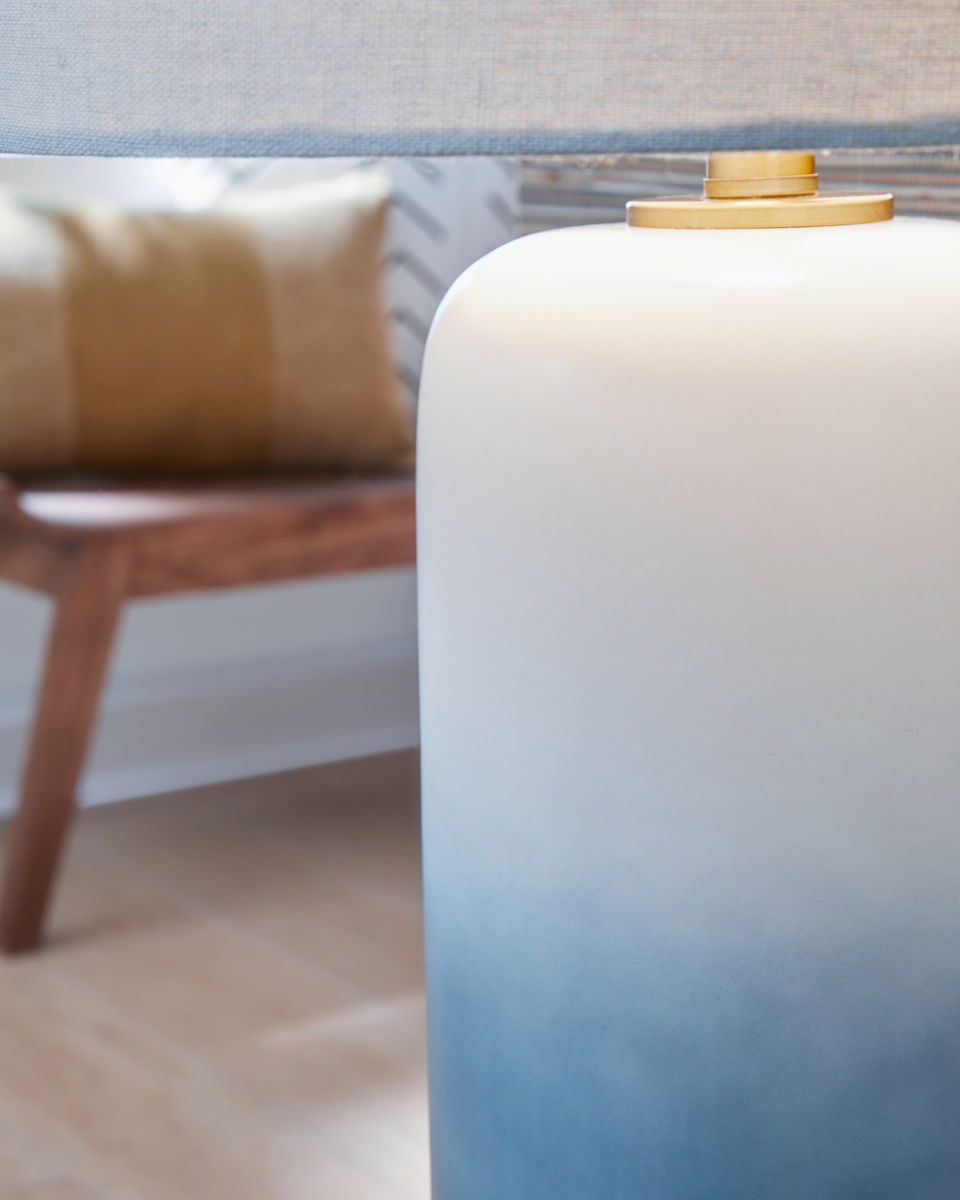 Lemrich - White - Ceramic Table Lamp - Image 2
