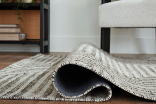 Jossen - Rug - Image 5
