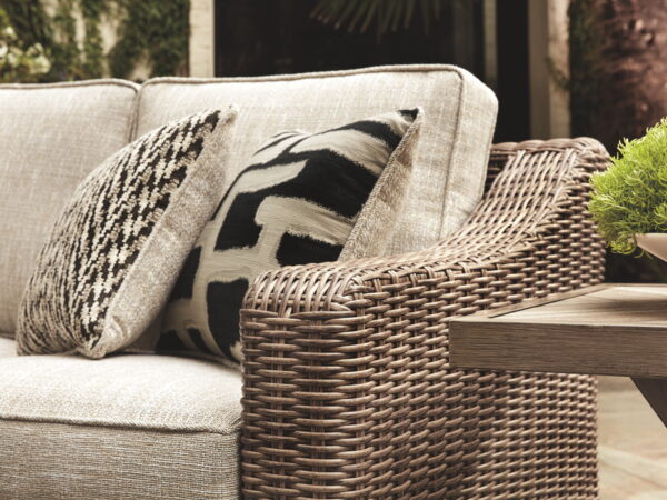 Beachcroft - Beige - RAF/LAF Loveseat w/Cush (Set of 2) - Image 3