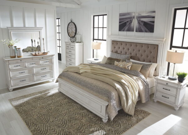 Kanwyn - Upholstered Panel Bed - Image 9