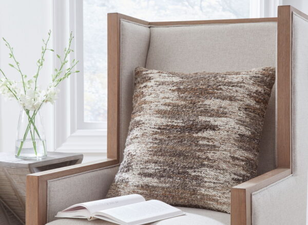 Nealton - Pillow - Image 4