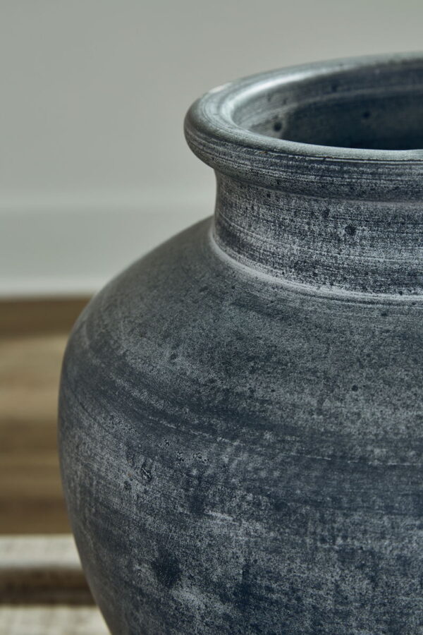 Meadie - 12" Vase - Image 6