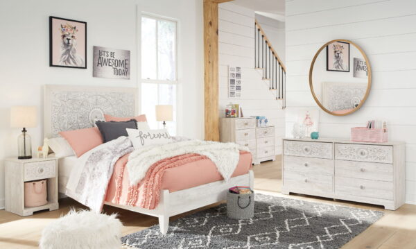 Paxberry - Whitewash - Six Drawer Dresser - Vinyl-Wrapped - Image 4