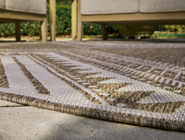 Dunsler - Rug - Image 4