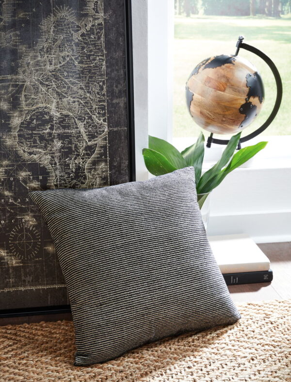 Edelmont - Pillow - Image 2