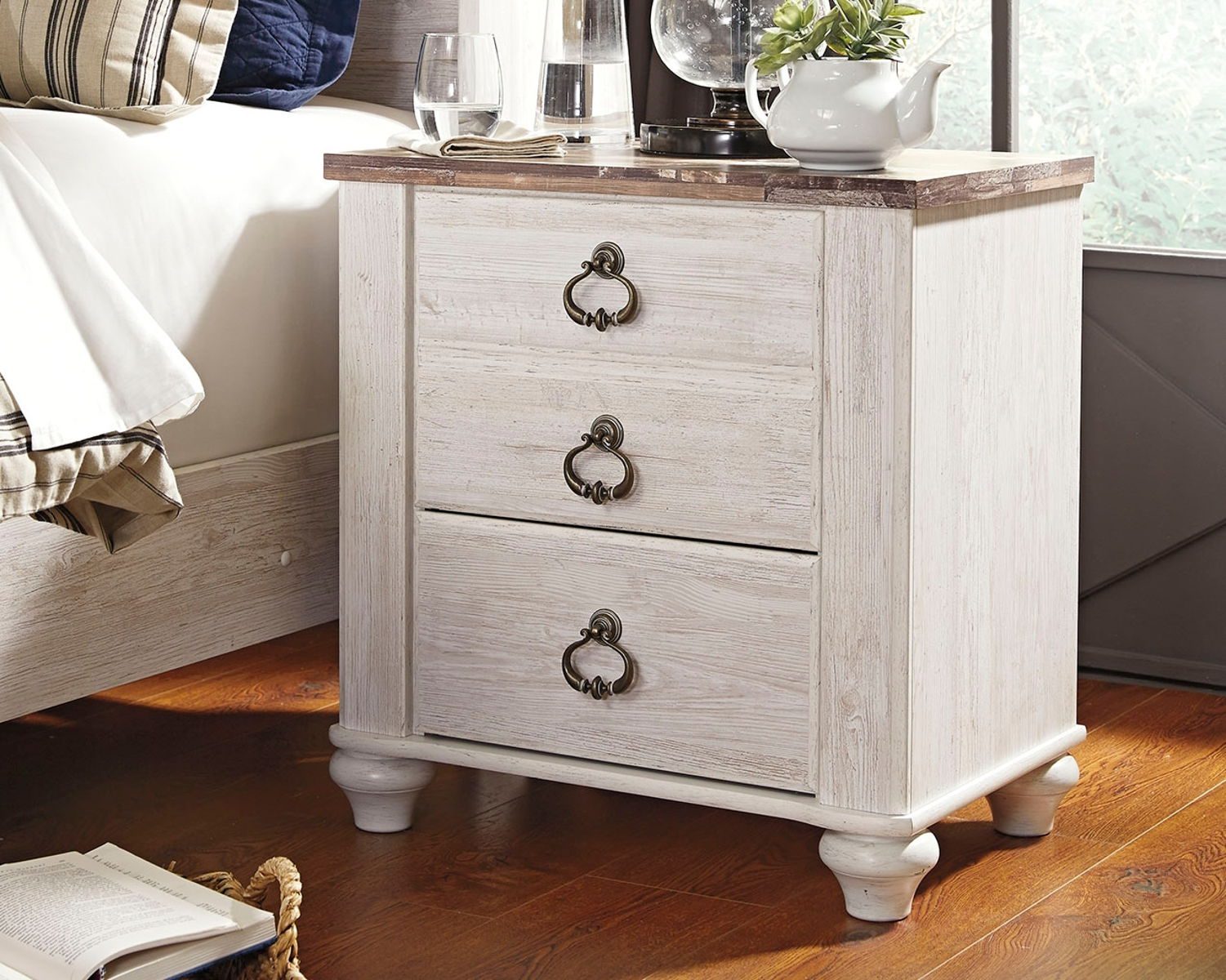 Willowton - Panel Bedroom Set - Image 10