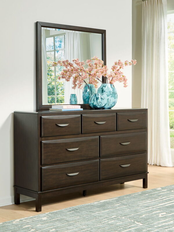 Vanmore - Dark Brown - Dresser And Mirror - Image 3
