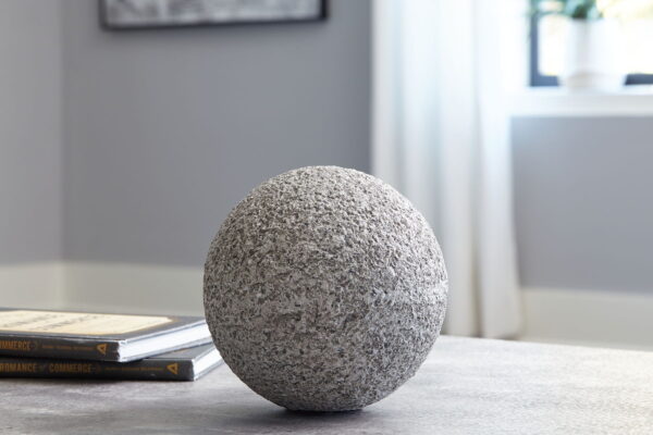 Chanlow - Sculpture - Image 2