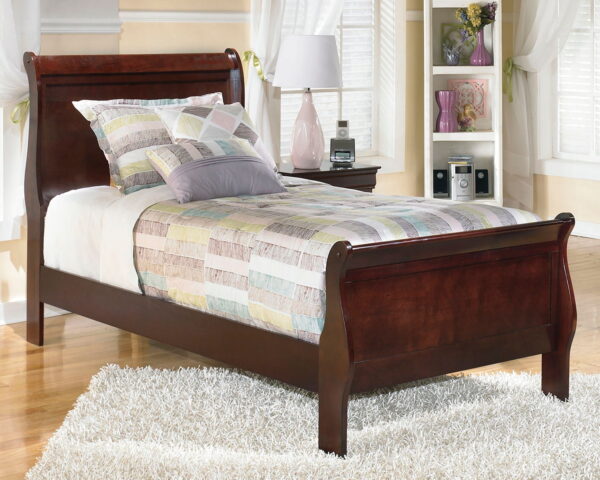 Alisdair - Sleigh Bed Set - Image 5