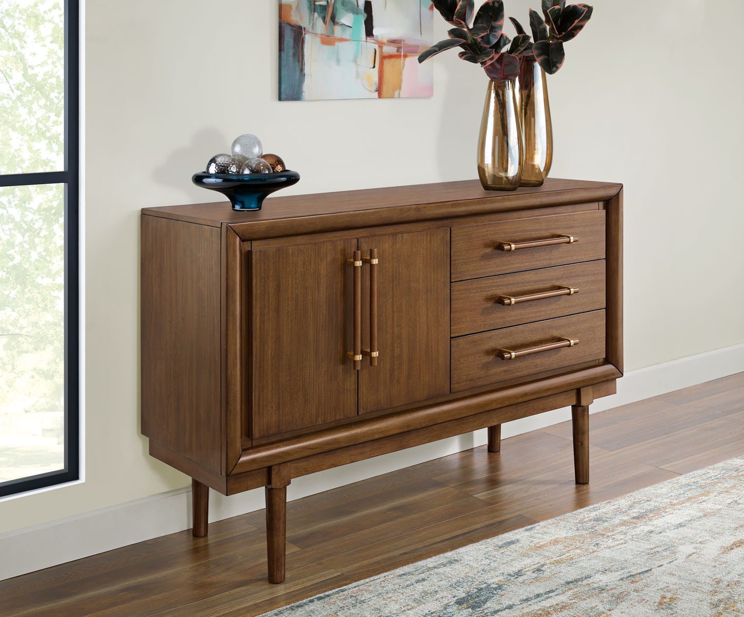 Lyncott - Brown - Dining Room Server - Image 4