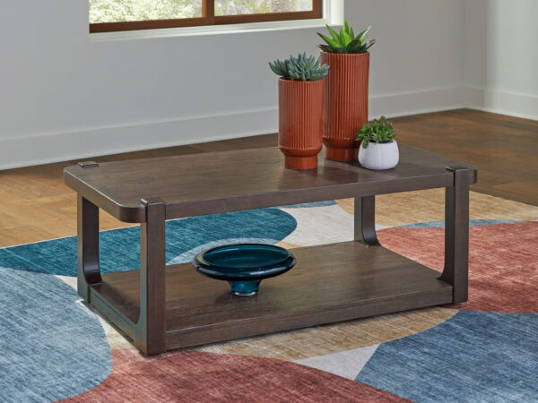 Breckington - Table - Image 3