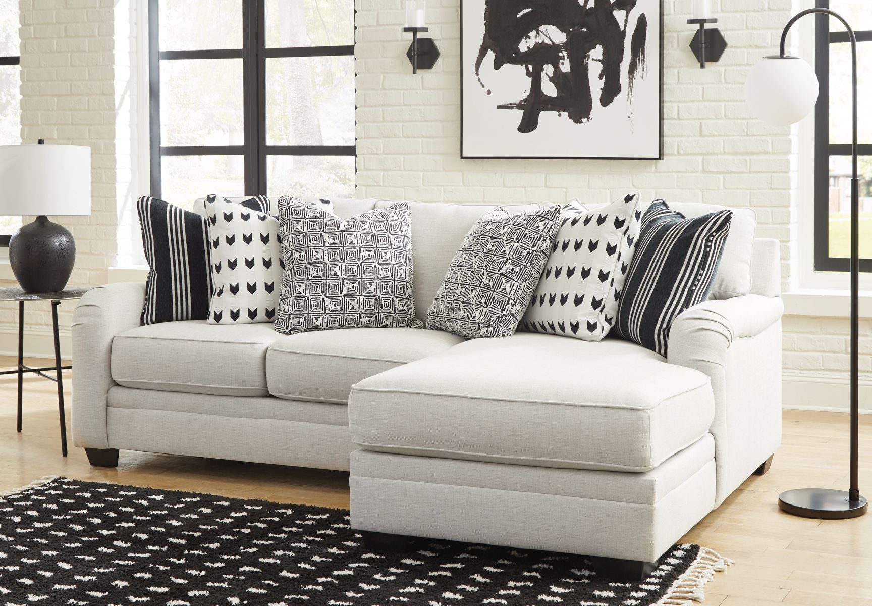 Huntsworth - Sectional - Image 6