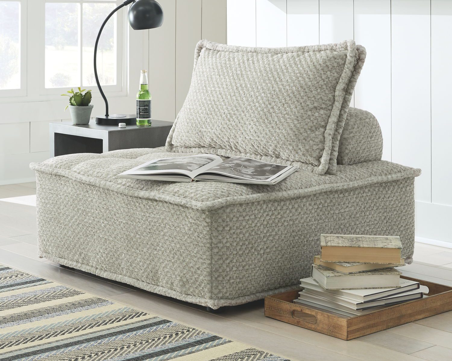 Bales - Accent Chair - Image 4