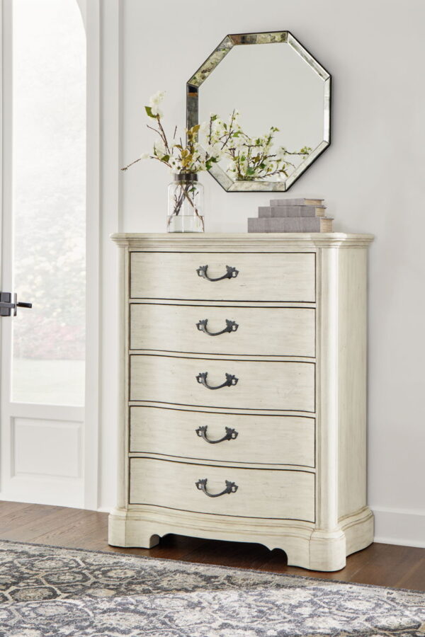 Arlendyne - Antique White - Five Drawer Chest - Image 2