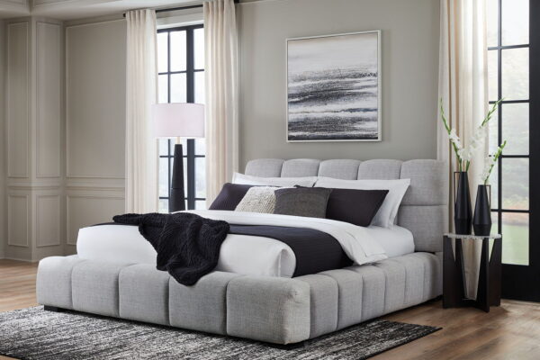 Grendusk - Upholstered Bed - Image 3