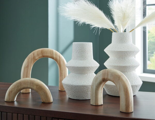 Maddwarth - White / Natural Brown - Accessory Set (Set of 5) - Image 2