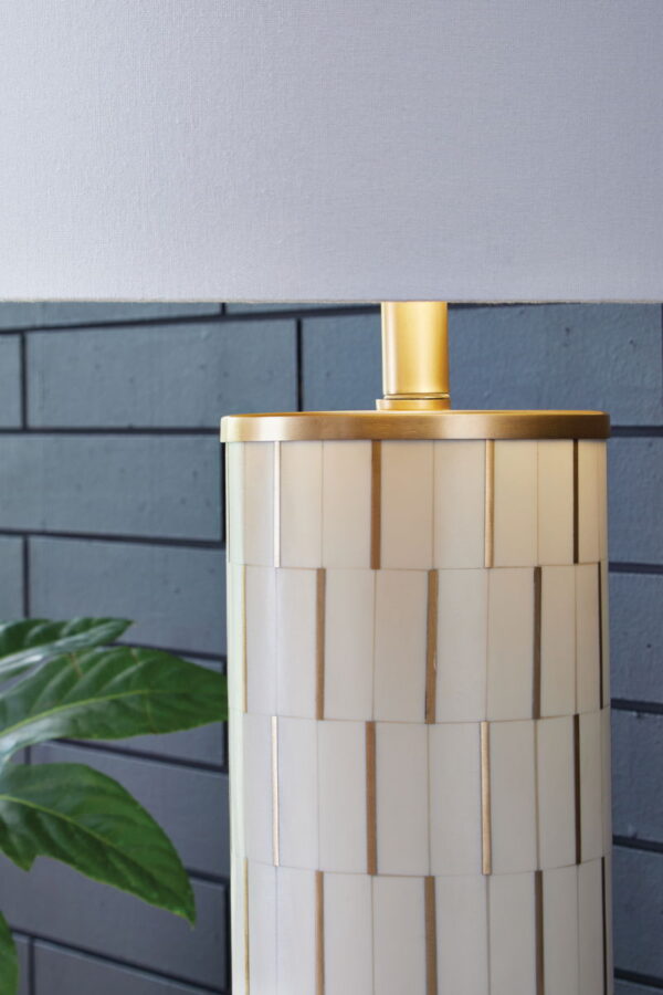 Faridworth - White / Gold Finish - Poly Table Lamp - Image 3
