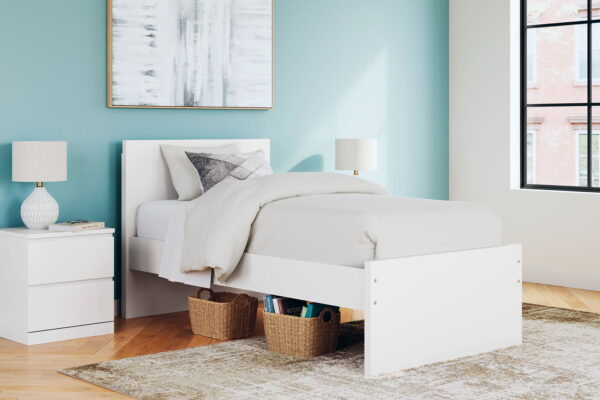 Onita - Panel Platform Bed - Image 15